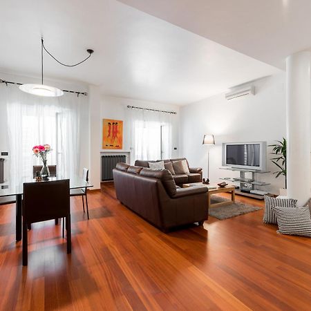 Suite Amendola-Luxury Apartment Μπάρι Εξωτερικό φωτογραφία